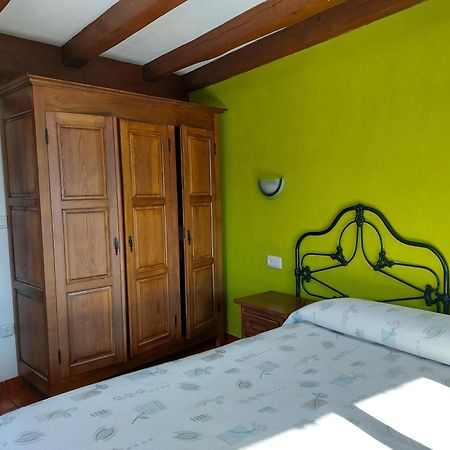 Apartamentos Rurales Las Rocas De Brez Камаленьо Экстерьер фото