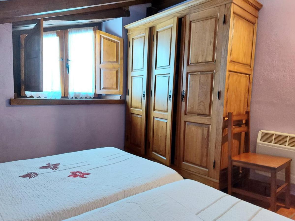 Apartamentos Rurales Las Rocas De Brez Камаленьо Экстерьер фото