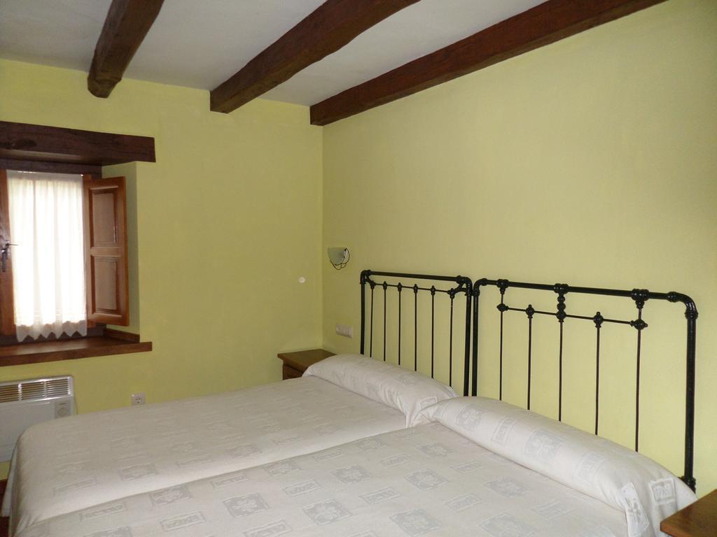 Apartamentos Rurales Las Rocas De Brez Камаленьо Номер фото