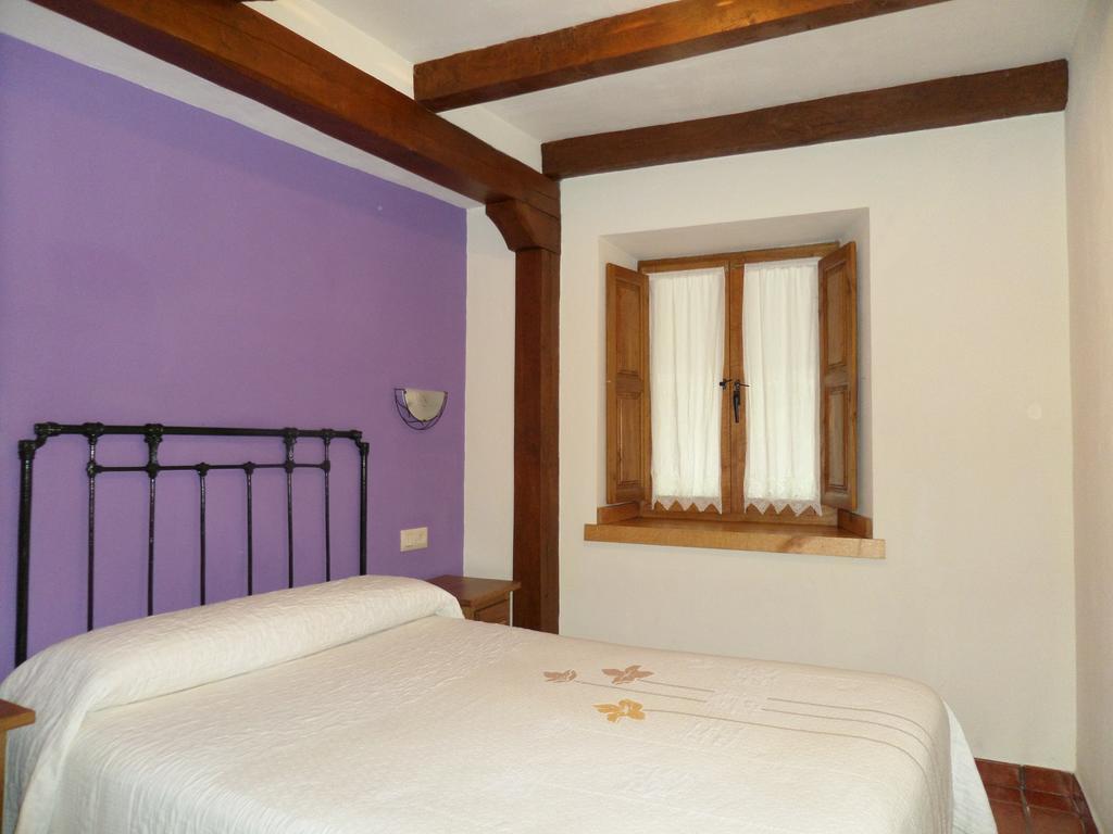 Apartamentos Rurales Las Rocas De Brez Камаленьо Экстерьер фото